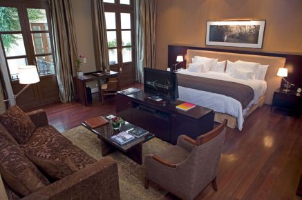 Algodon Mansion, Palermo